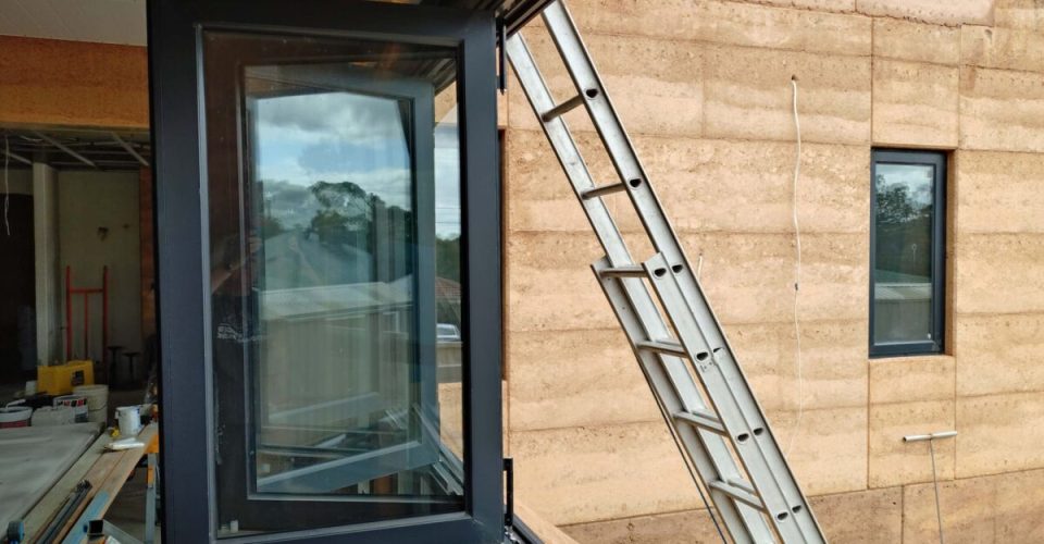 Folding Windows 02-min